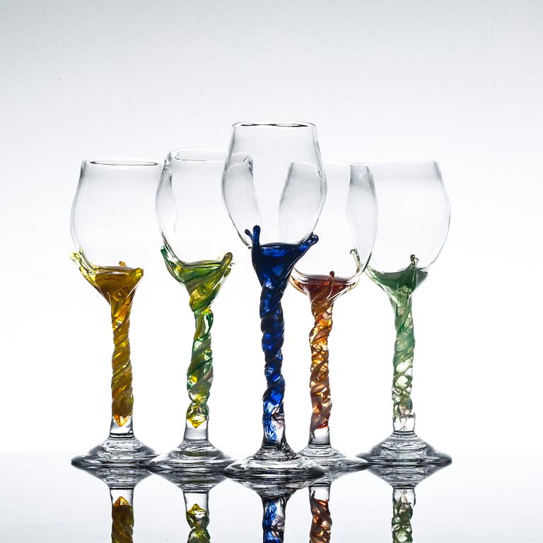 VINGLAS, 5 st. Rikke Bruzelius, Glasseriet, Danmark.