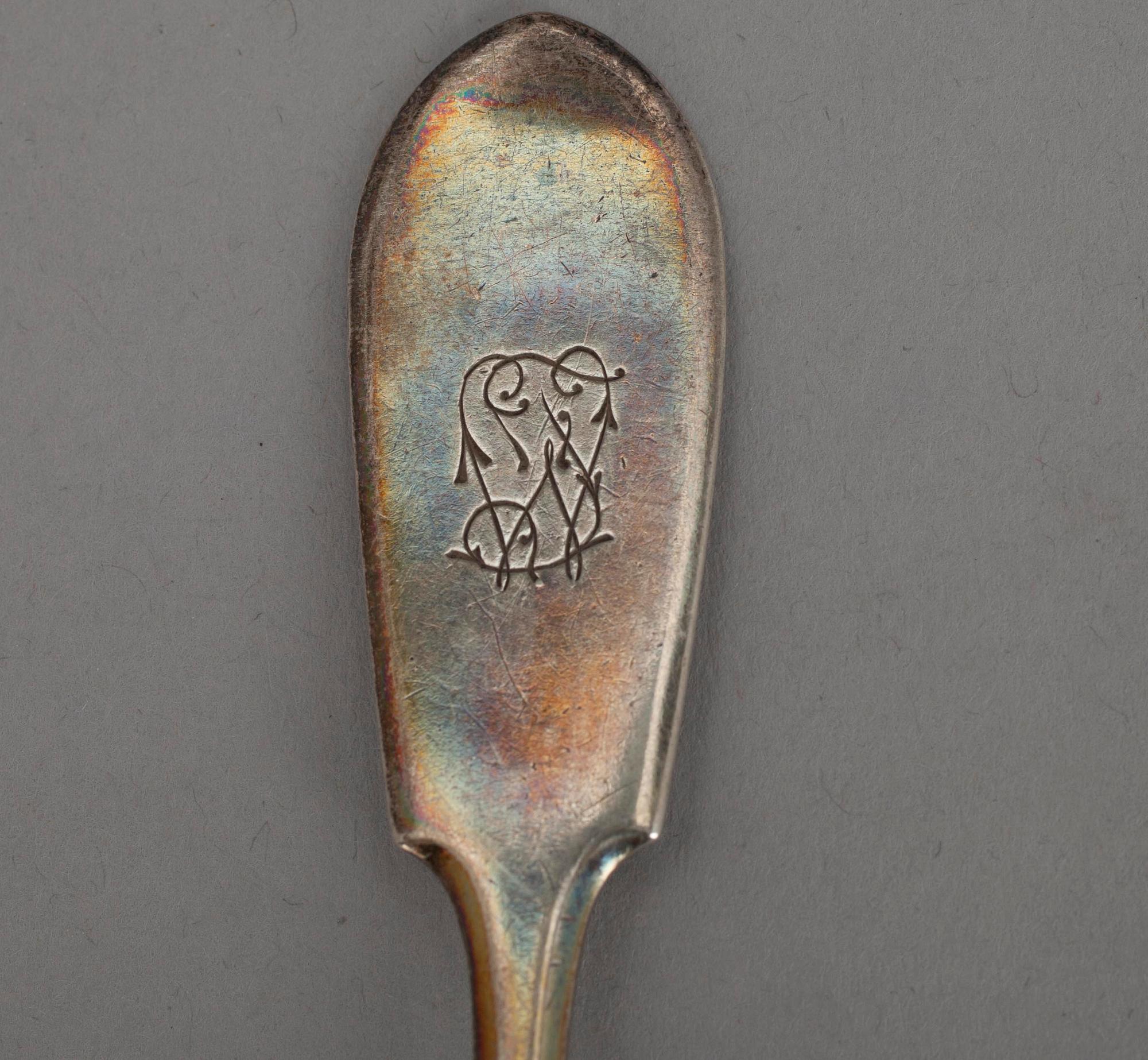 TESKEDAR, 9 st, 813 silver. Stämplad A.R. Wiborg 1897. Vikt 185 g.