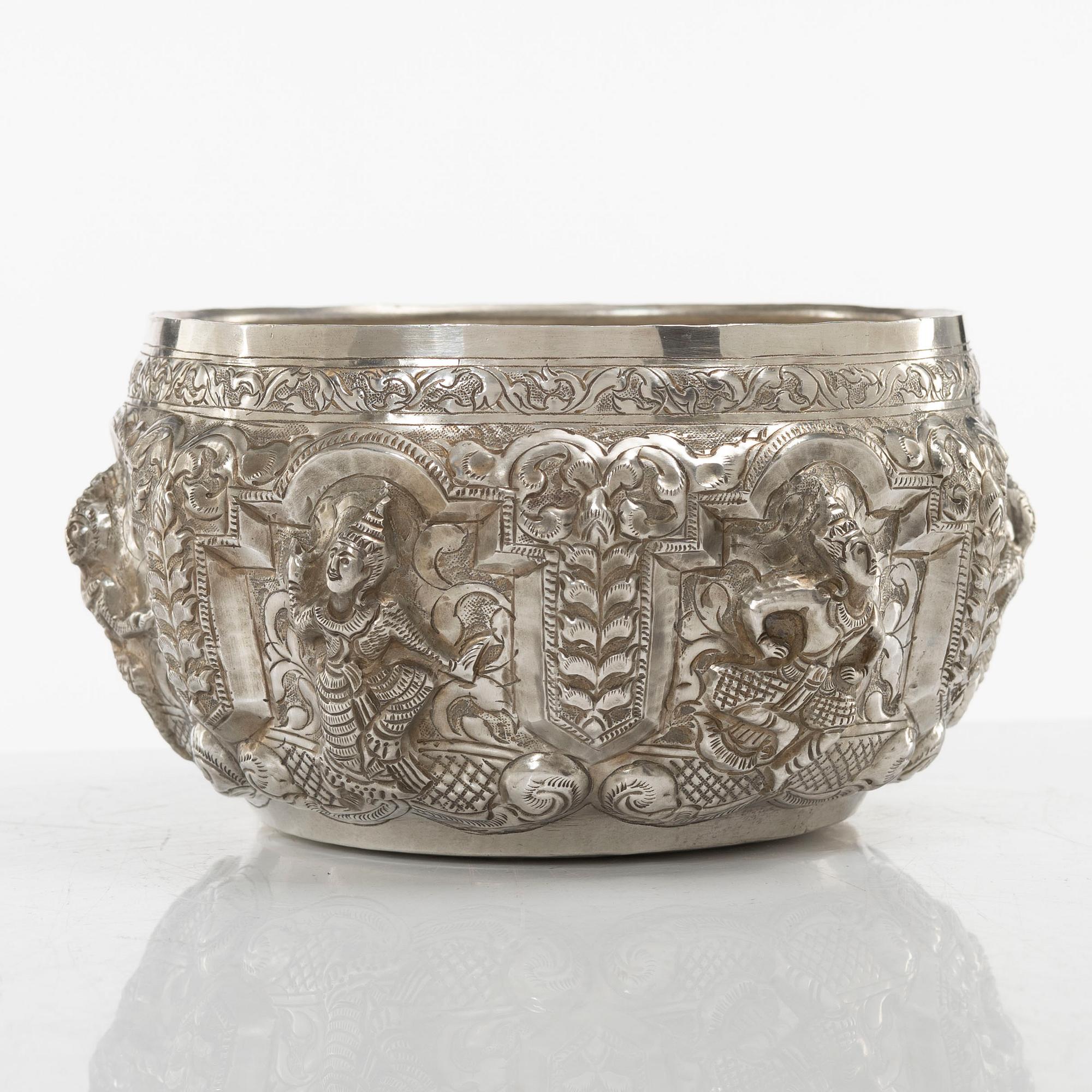 Bowl, silver, probably Thailand with Swedish import marks, weight 298 g.