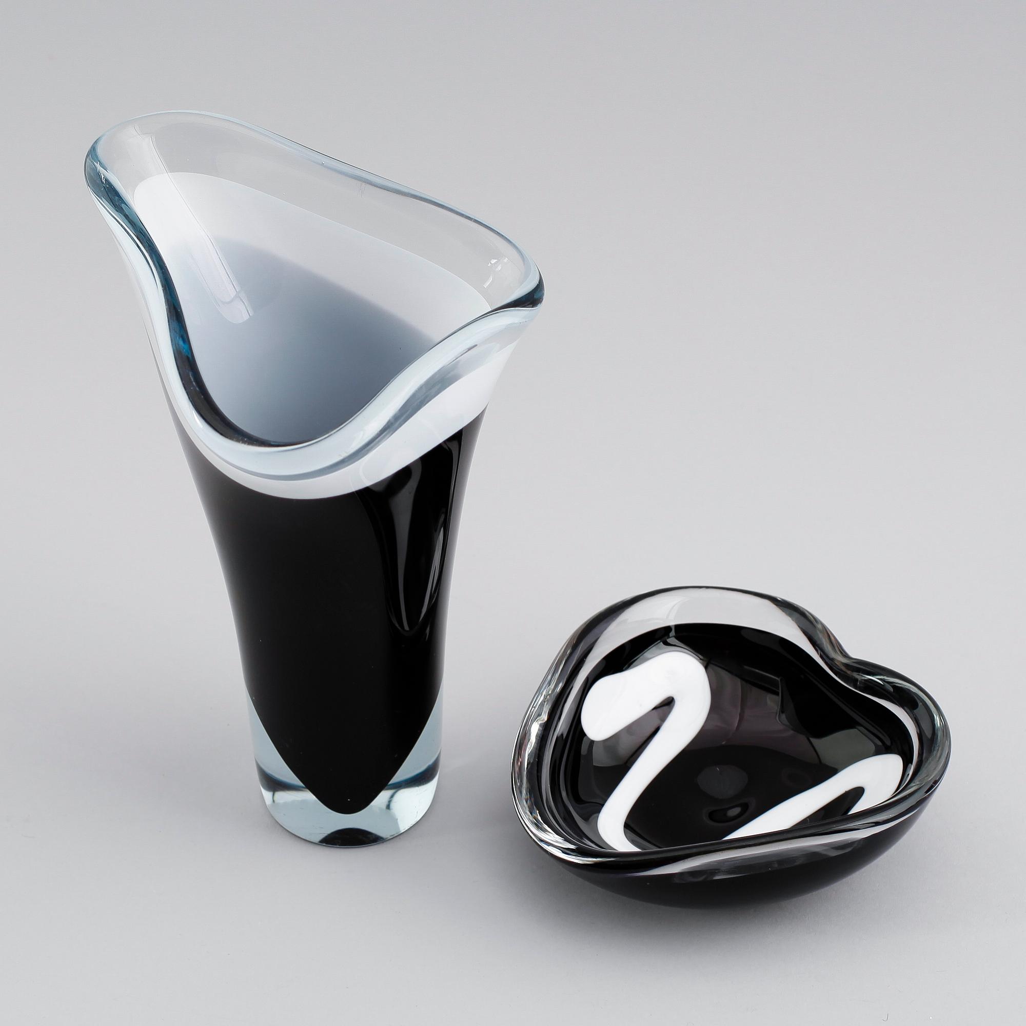 SKÅL SAMT VAS, glas, signerad Coquille, Flygsfors, 56-57.