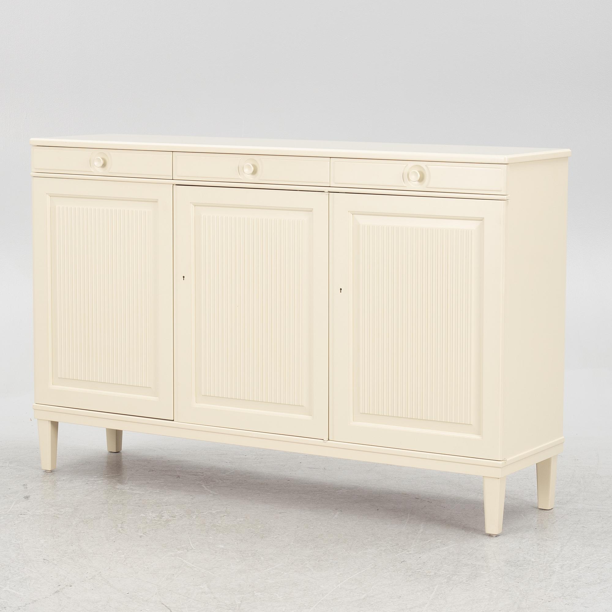 Carl Malmsten, skänk, "Herrgården", Åfors Möbelfabriks AB, 1900-talets andra hälft.