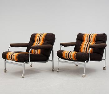 FÅTÖLJER, ett par, 1970-tal.