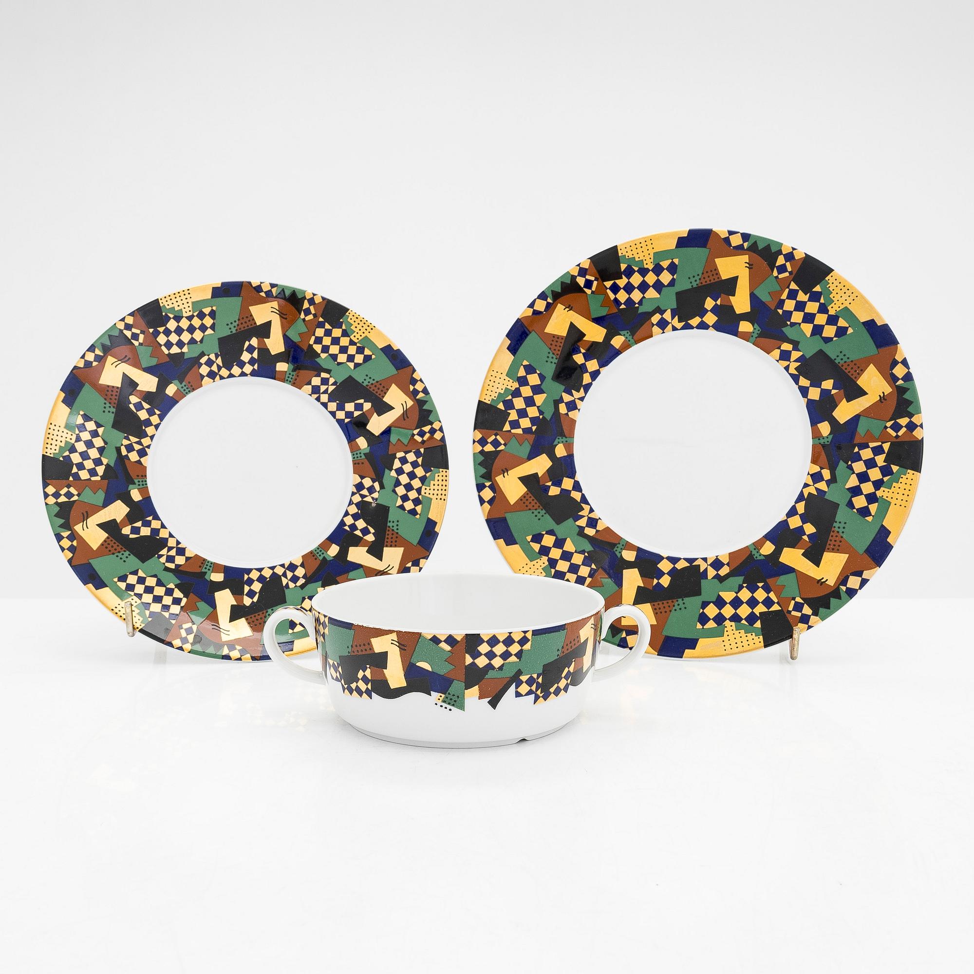 Heikki Orvola, servisdelar, 23 st, fältspatporslin,"Festivo", Arabia/Rörstrand 1980 -tal.