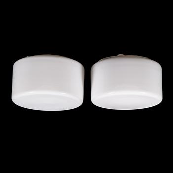 Paavo Tynell, a pair of mid-20th century 80114 (80112-25) for Idman.