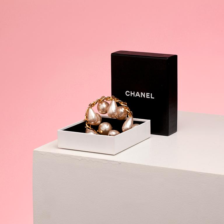 ARMBAND, Chanel.