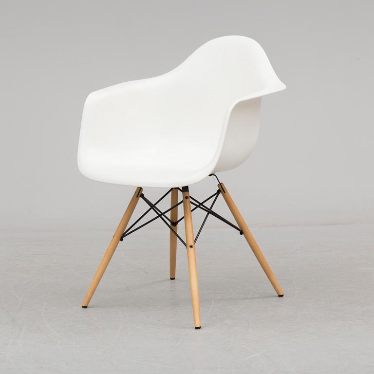 CHARLES & RAY EAMES, a plastic armchair DAW from Vitra, 2016.