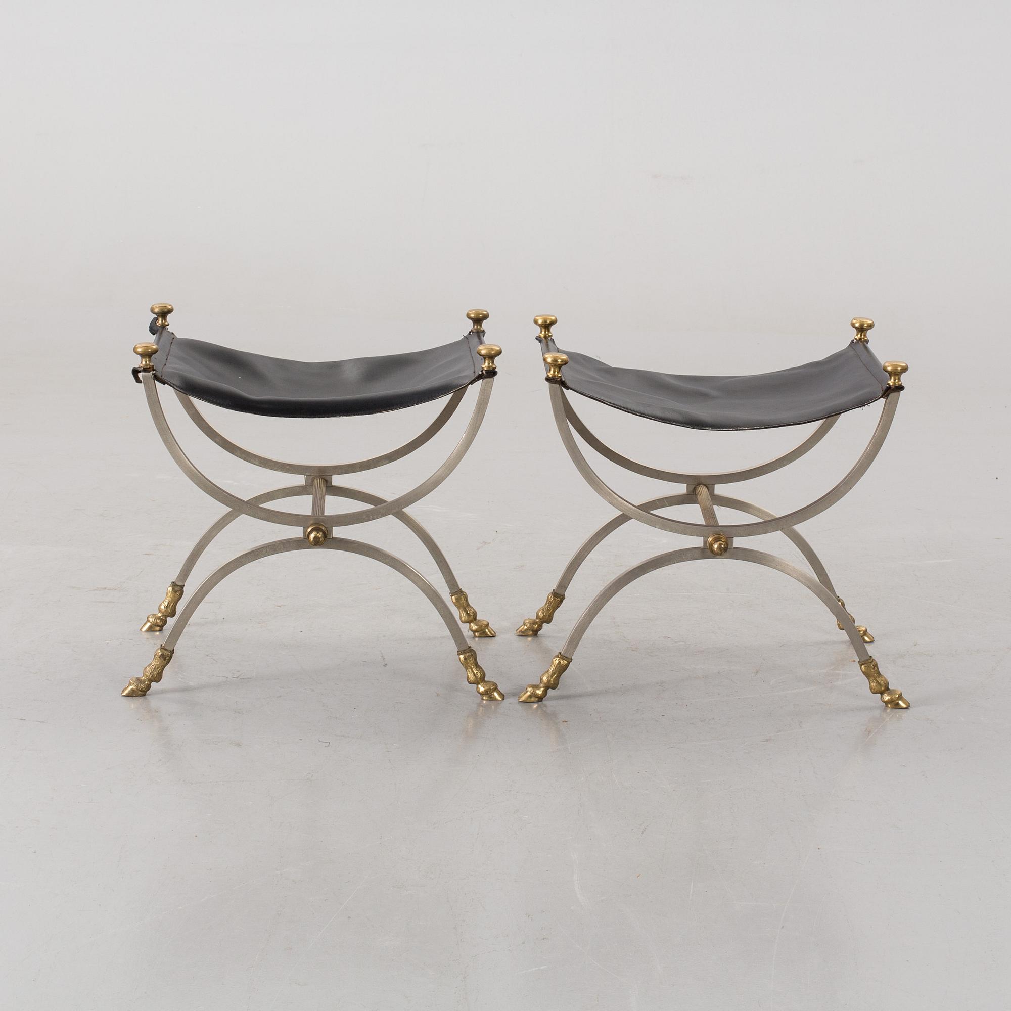 TABURETTER, ett par, 1900-talets andra hälft.