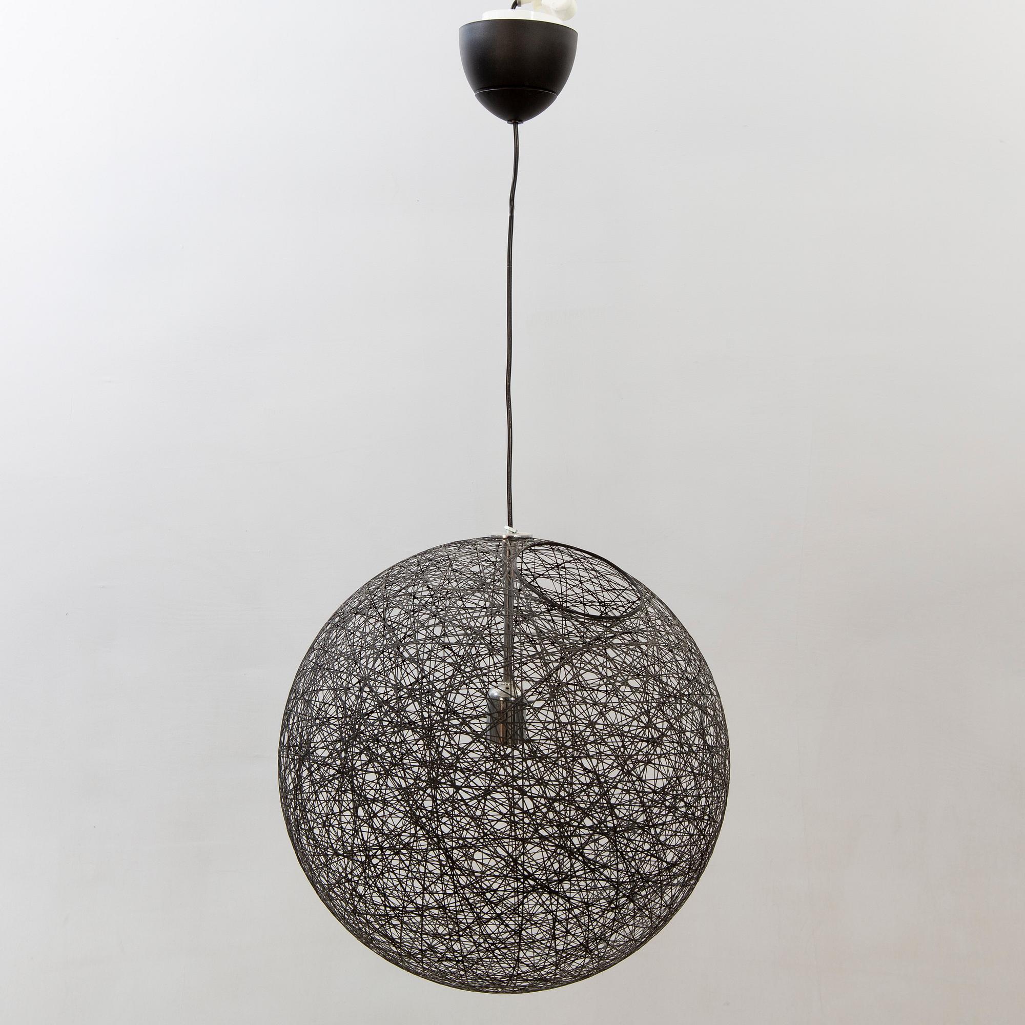 BERTJAN POT, taklampa, "Random Light Medium", Moooi. Formgiven 2001.