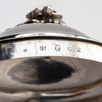 A Swedish 18th century silver sugar bowl with lid, marks of Johan Schröder, Landskrona 1785.