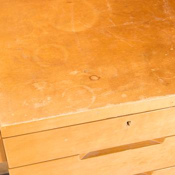 Aino Aalto, toalettbord / skrivbord,  modell 190, O.Y. Huonekalu- ja Rakennustyötehdas A.B. tidigt 1950-tal.