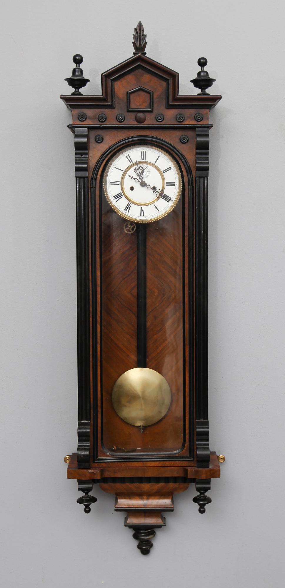 VÄGGUR, sk lodur, omkring år 1900.