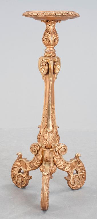 A Baroque 18th century gueridon.