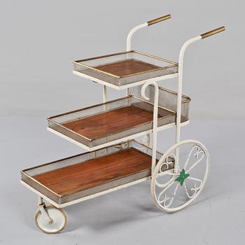 SERVERINGSVAGN, 1900-talets andra hälft.