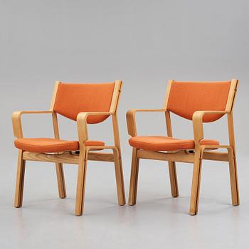 HANS J WEGNER, a pair of "JH 472" chairs, Johannes Hansen, Denmark 1980's.