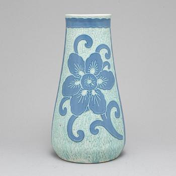 JOSEF EKBERG,a stoneware vase, sgarfitto, Gustafsberg 1920.