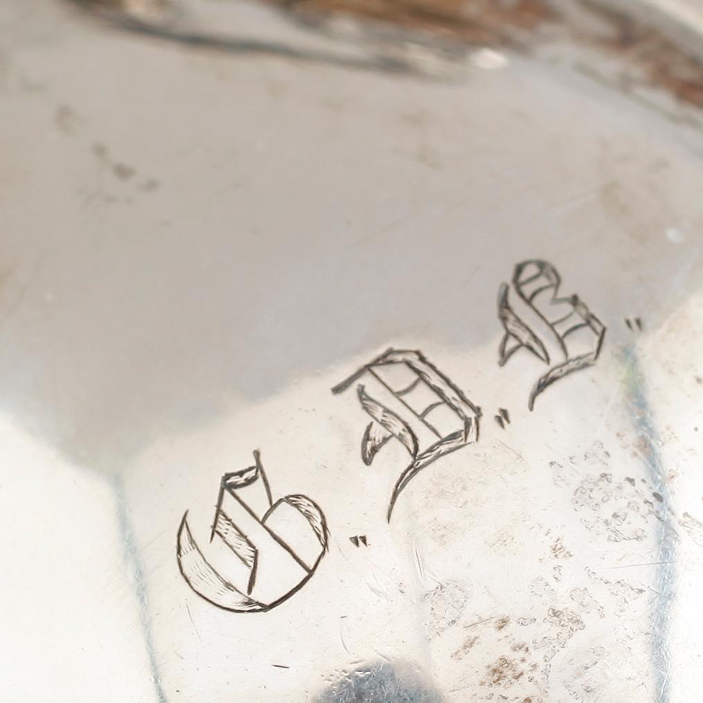 GRÄDDKANNA, silver, svenska stämplar, 1874. Vikt ca 131 gram.