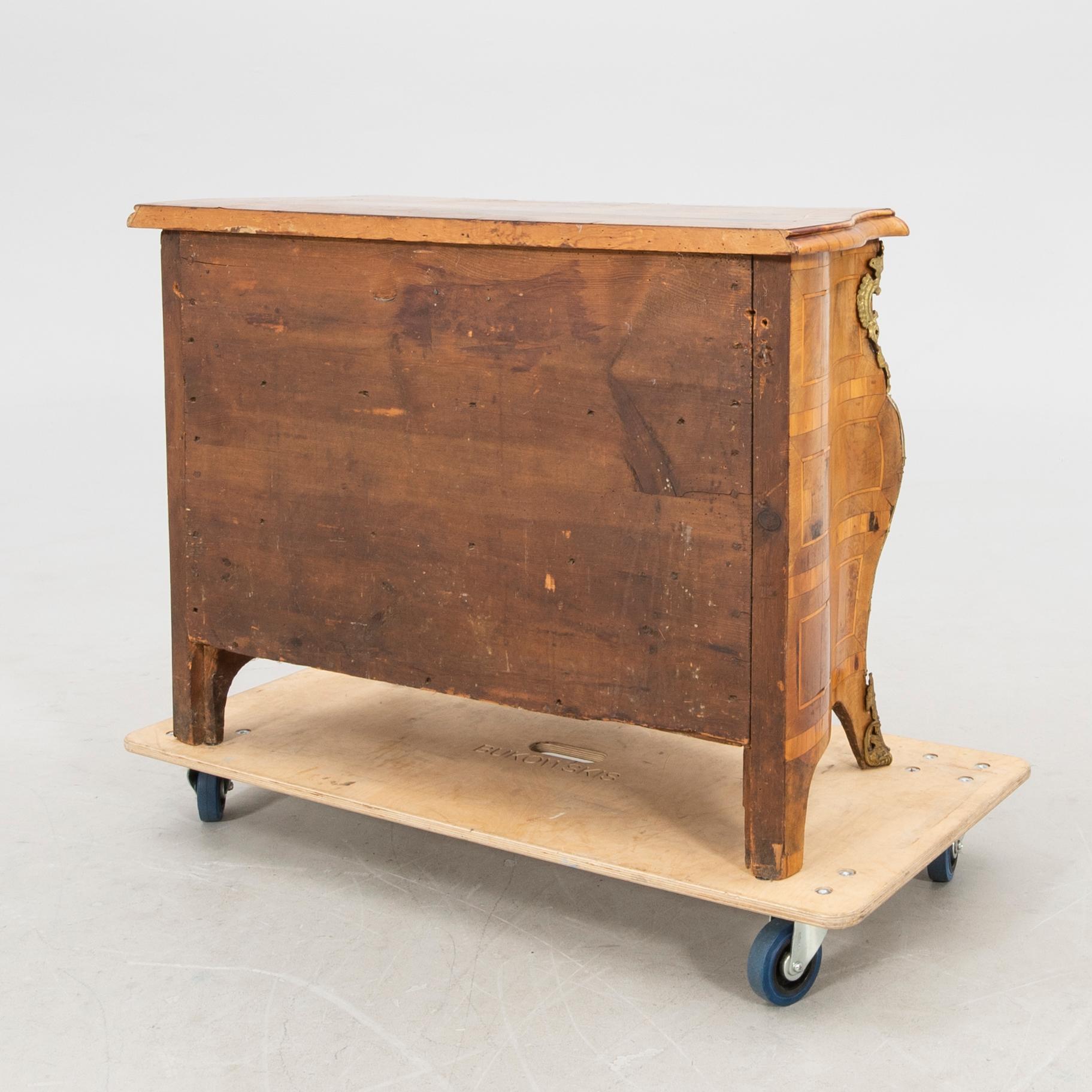 Chest of drawers, Rococo mid-18th century.