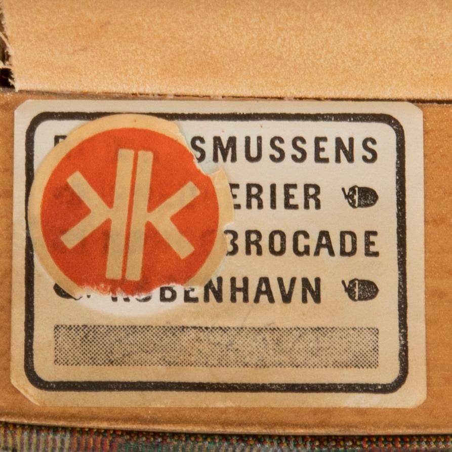 Kaare Klint, karmstolar ett par "Red chair" Rud Rasmussen, Danmark.