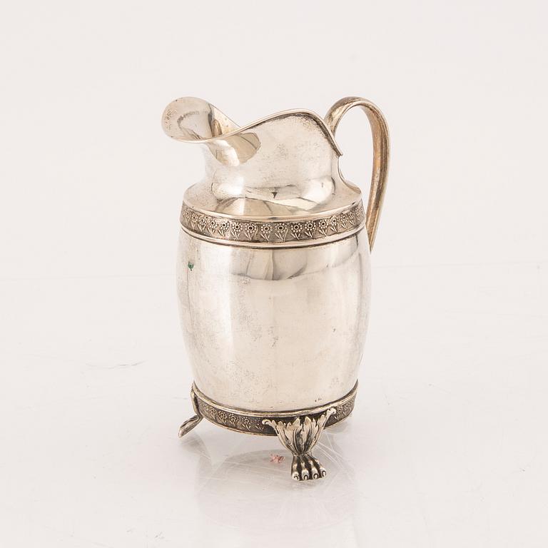 A Swedish 20th century silver creamer mark of CG Hallberg Stockholm 1900 weight 234 grams.