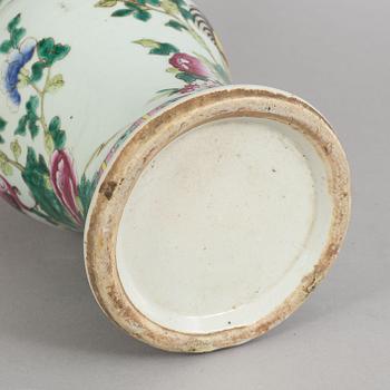 A Chinese porcelain vase, mid 20th century or later.