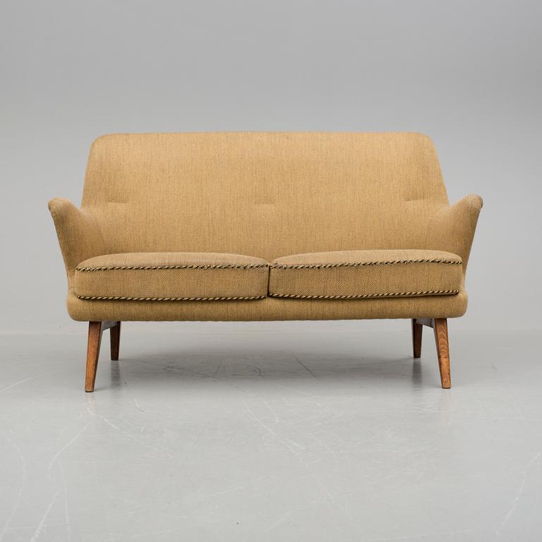SOFFA samt FÅTÖLJ, 1950-tal.