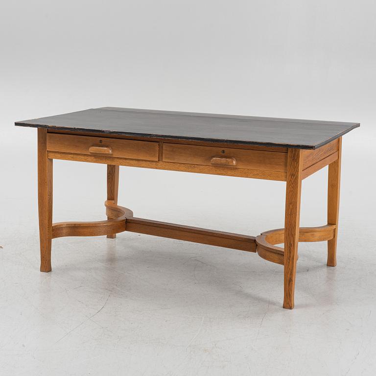 Skrivbord, 1900-talets främre hälft.