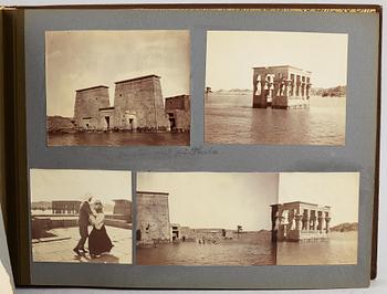 FOTOALBUM,   MEDELHAVSKRYSSNING 1905-06 MED KORVETTEN FREJA.