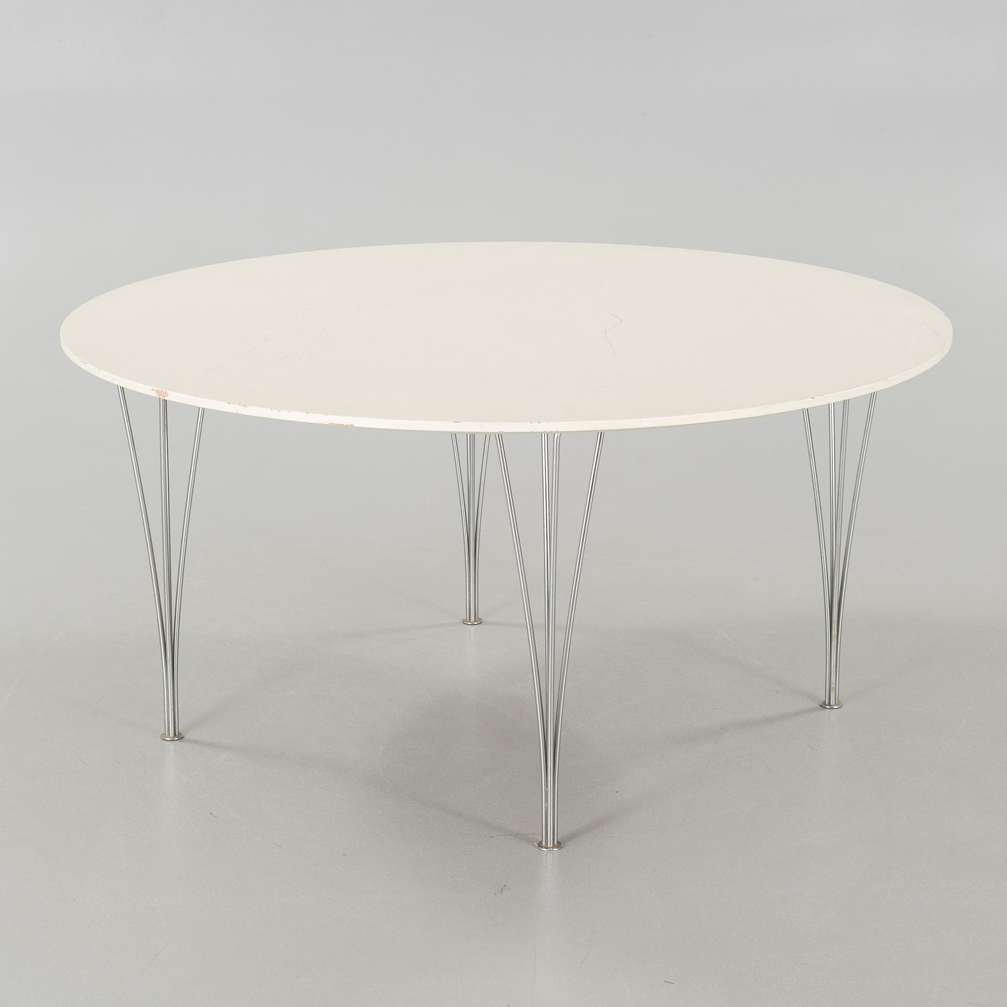 PIET HEIN & BRUNO MATHSSON, soffbord, "Supercirkel", 1900-talets andra hälft.