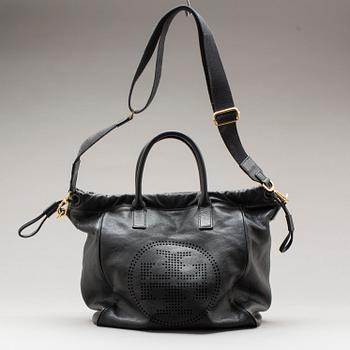 VÄSKA, "Perforated Logo Tote". Tory Burch.