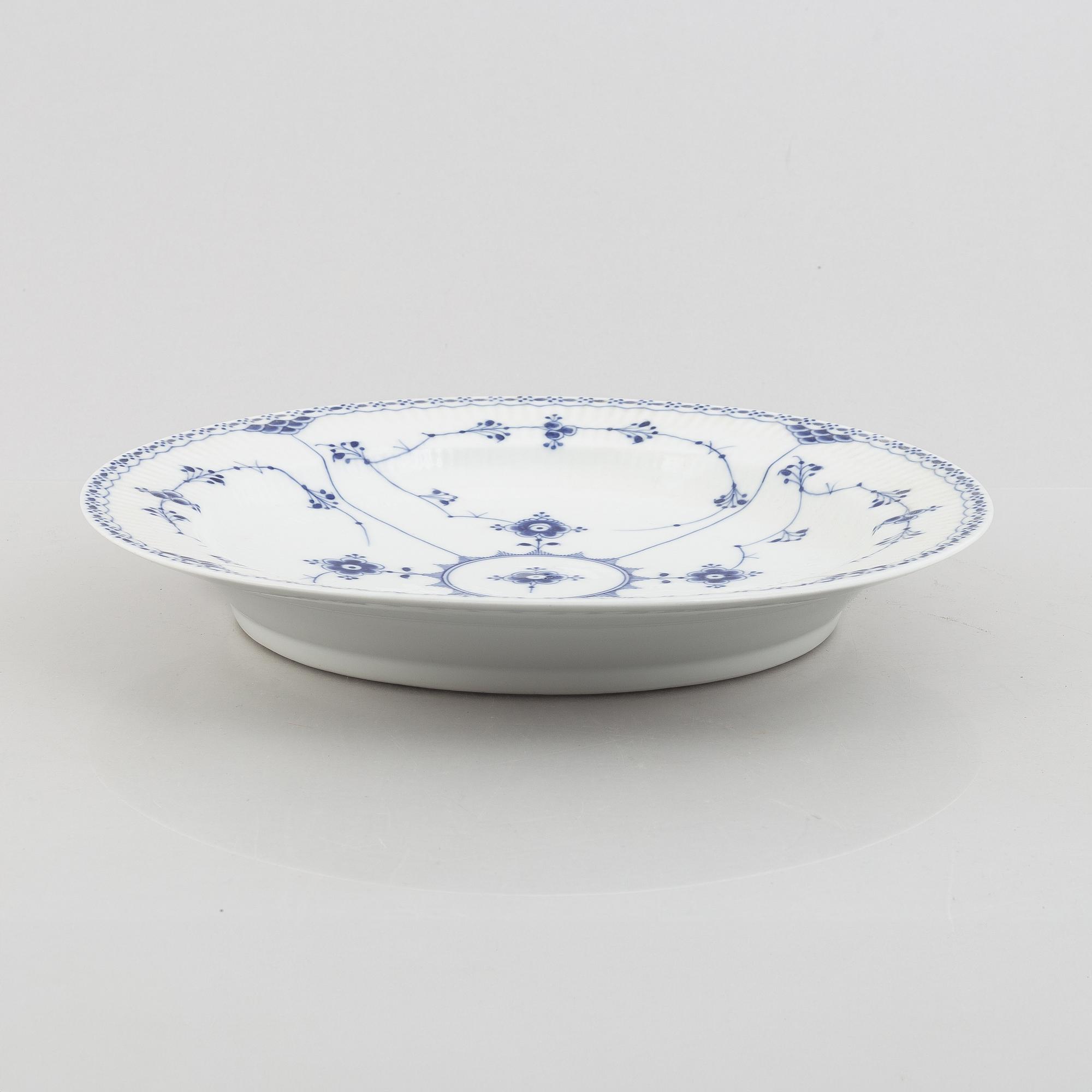 Serveringsfat, "Musselmalet halvblond", porslin, Royal Copenhagen, modell 540, 1893-1900.