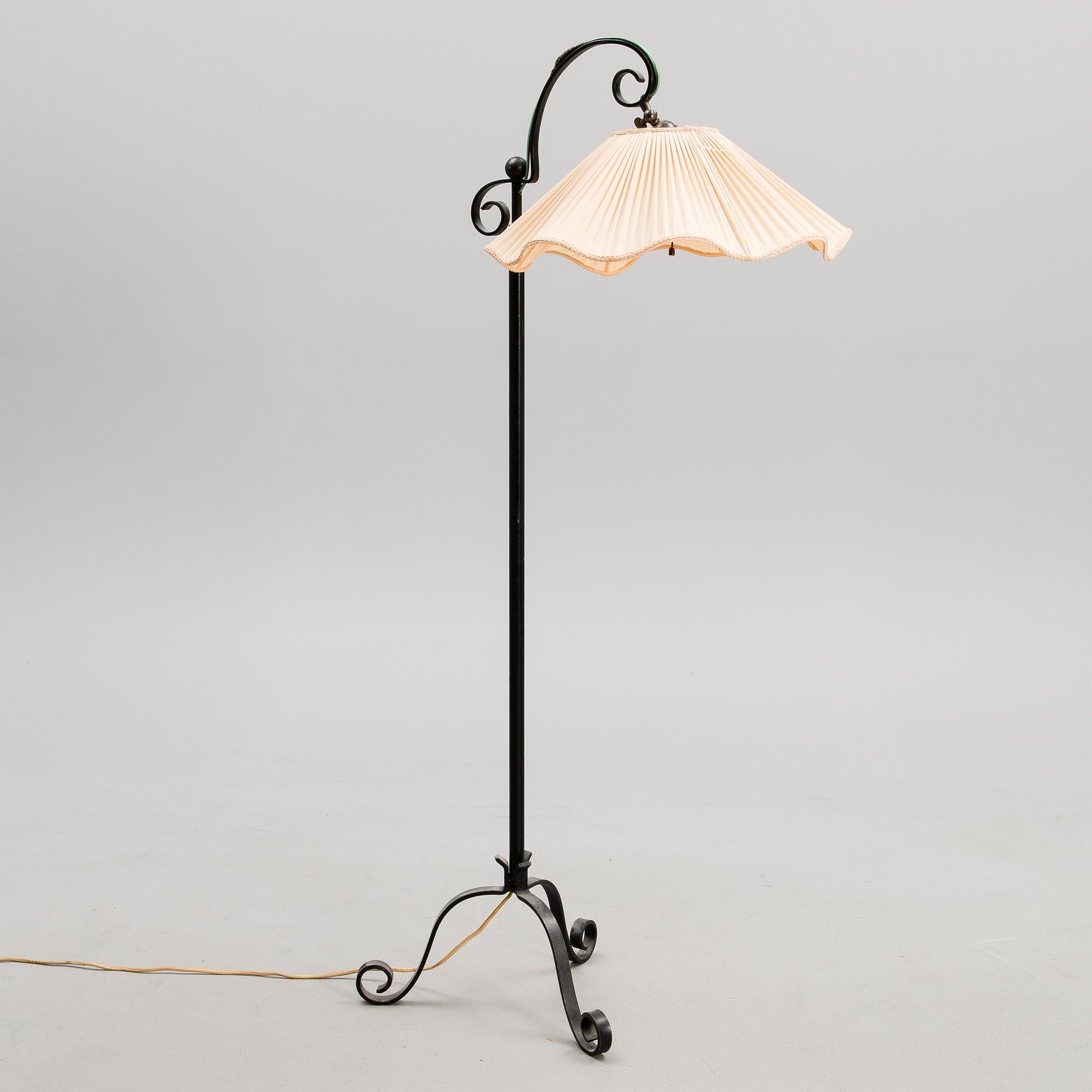 GOLVLAMPA 1930-tal.