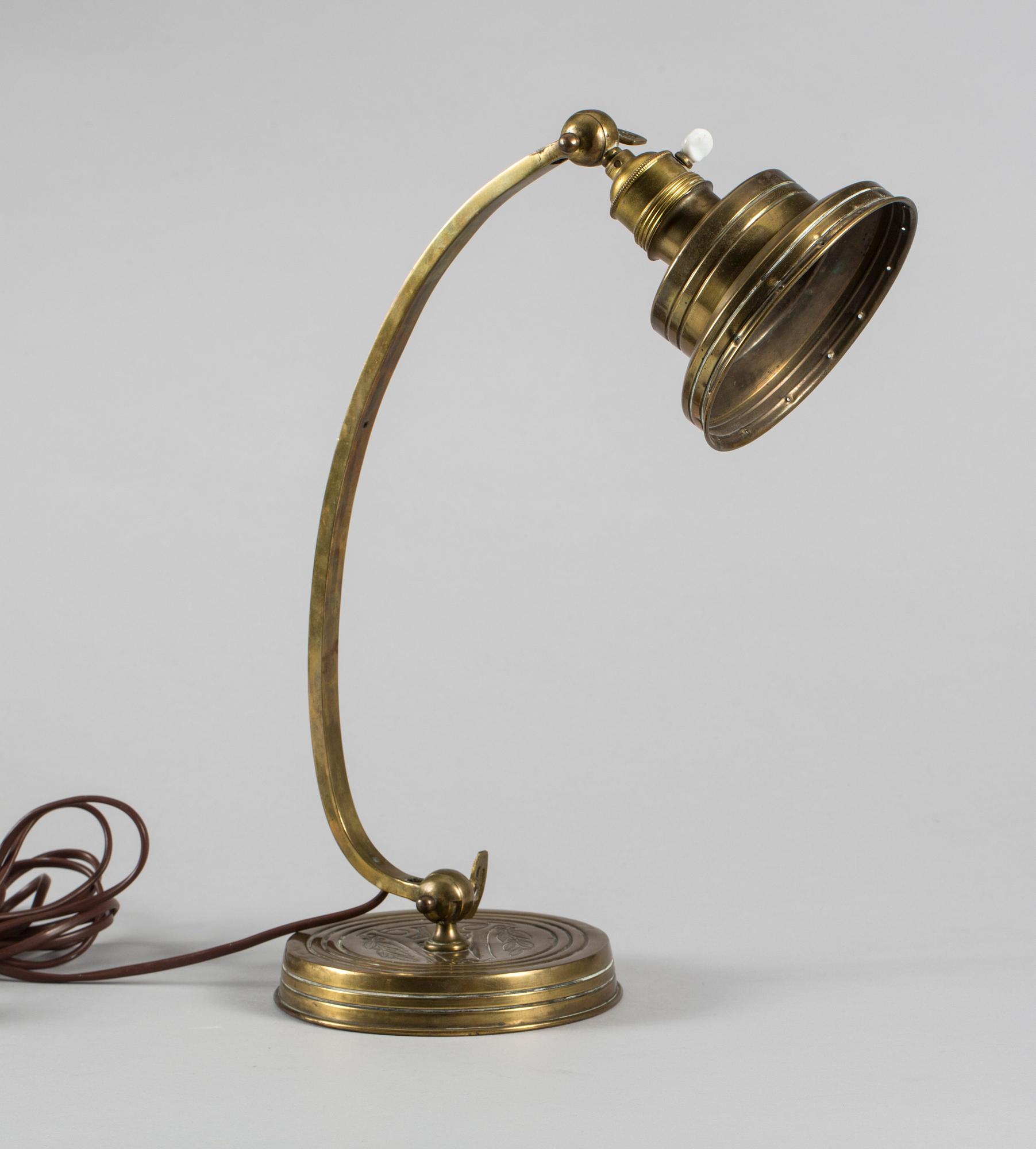 BORDSLAMPA, 1900-tal, mässing.
