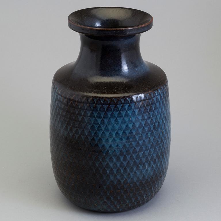 Stig Lindberg, vas, Gustavsbergs studio 1966.