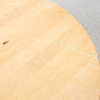 Nils-Göran Gustafsson, 6 stolar, "Öland", samt matbord, Carl Malmsten, Stolab, 2000-tal.