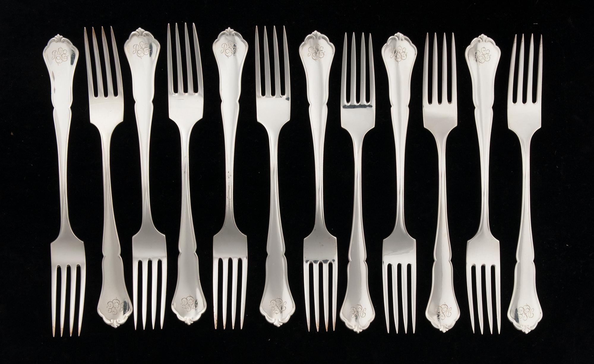 BESTICK, 80 delar, silver, "Chippendale", Kultakeskus, Tavastehus, 1950-tal. Totalvikt utan knivar ca 1963 g.