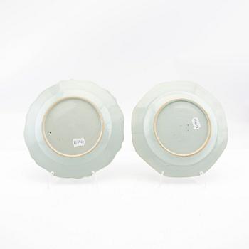 Plates/shallow bowls, 4 pcs, China, 18th century, porcelain.