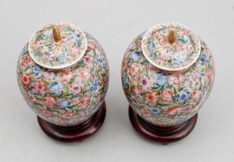 LOCKURNOR, 1 par, porslin, Kina, 1800-/1900-tal.