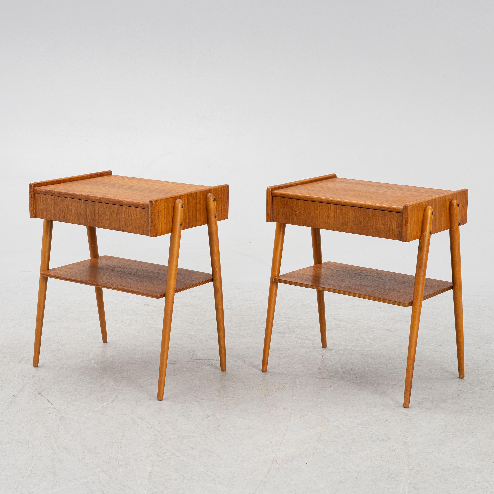 Bedside tables, a pair, teak, 1950s/60s.