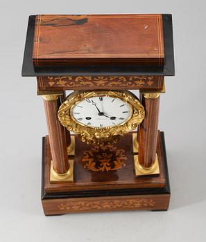 BORDSPENDYL, senempire, 1800-talet mitt.
