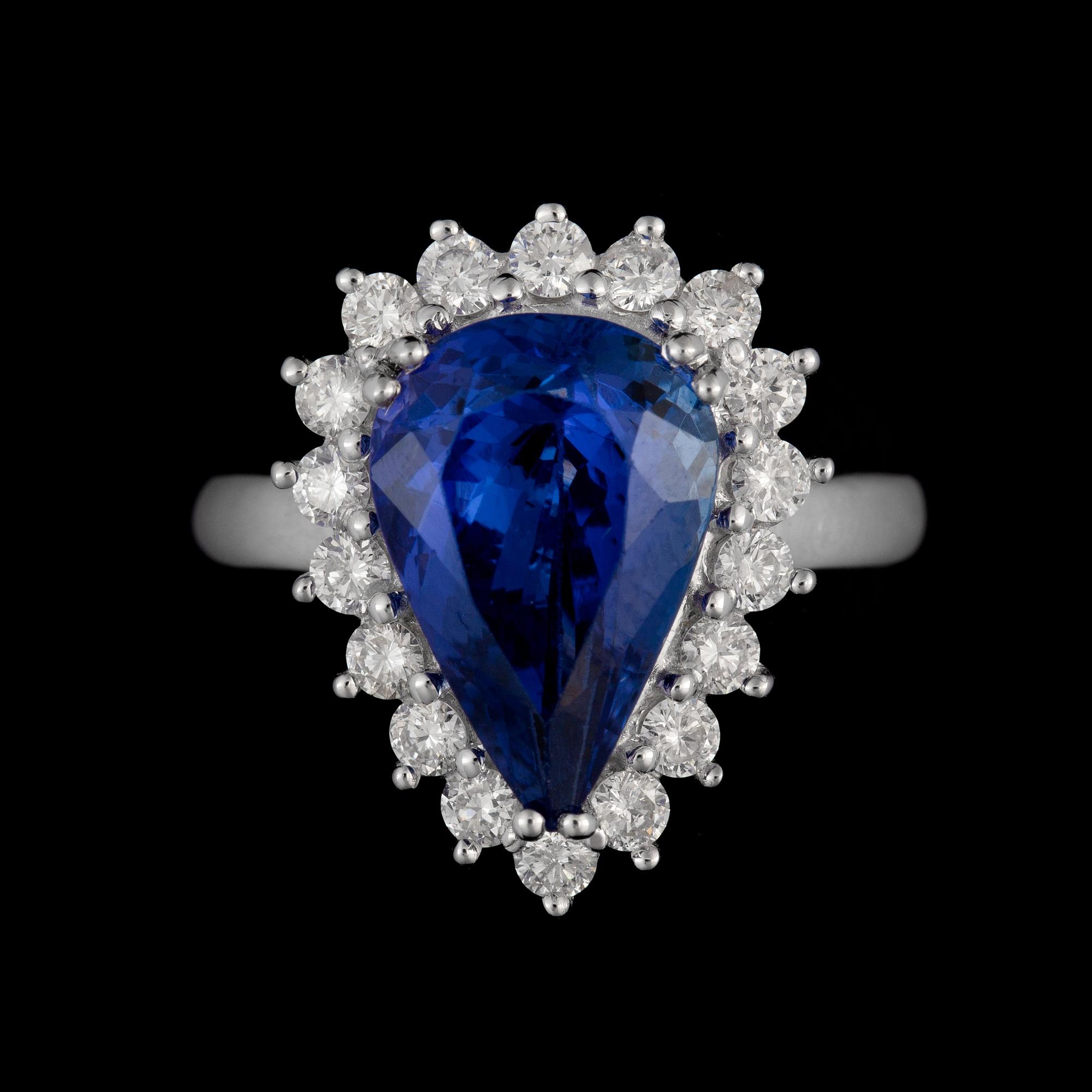A tanzanite, 4.29 cts, and diamond, 0.73 ct in total, ring.
