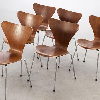 Six ARNE JACOBSEN "Sjuan" chairs for Fritz Hansen, Denmark.