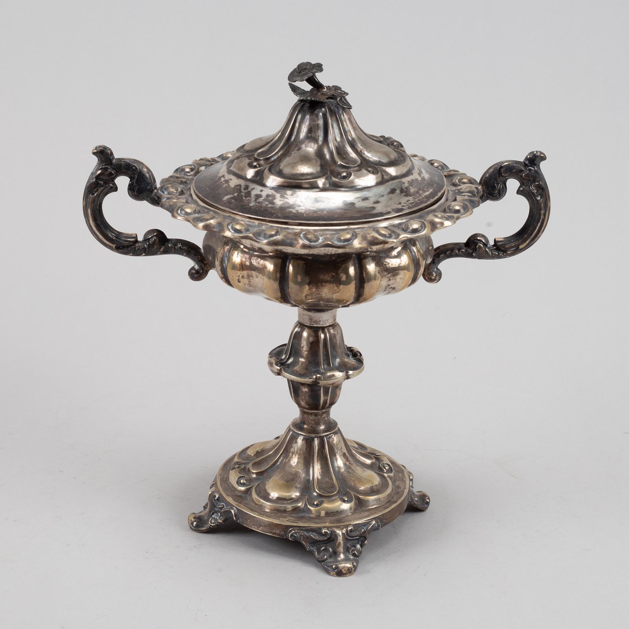 Carl Nyström, sockerskål, silver, Stockholm, 1850.