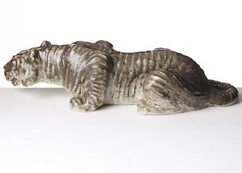 Michael Schilkin, a large stoneware sculpture of a hunting tiger, Arabia, Finland 1940's.