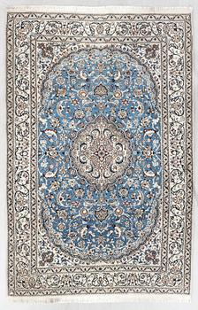 Matta Nain semiantik ca 296x195 cm.