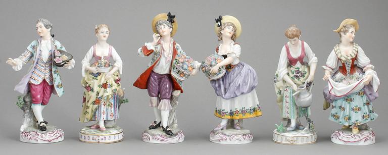 FIGURINER, 6st, porslin, Passau, 1900-talets början.