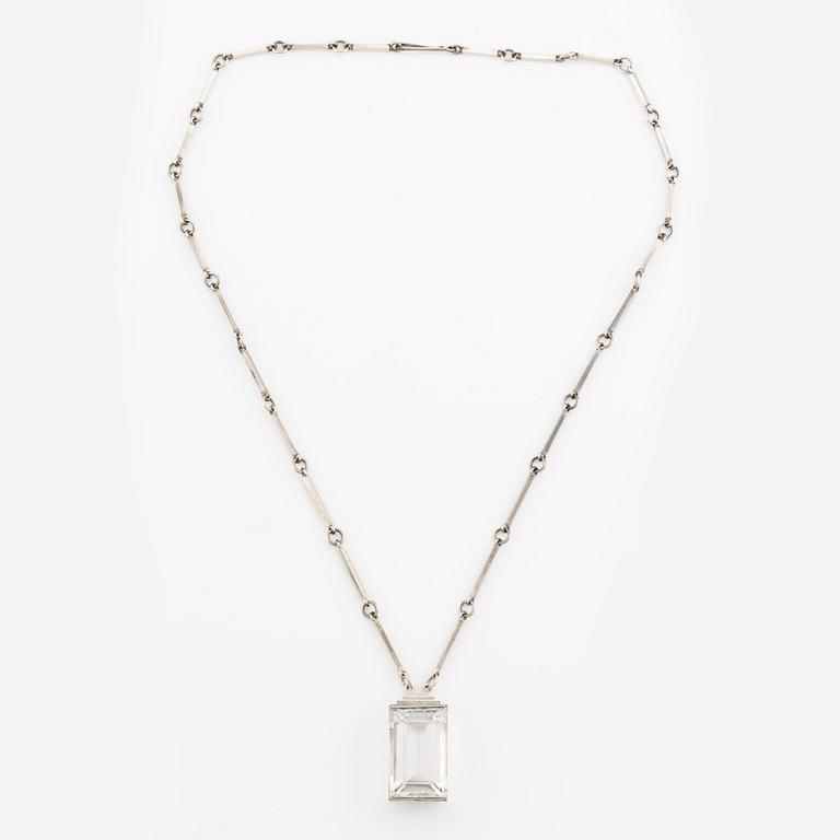 Wiwen Nilsson, a sterling silver necklace with step-cut rock crystal, Lund 1942.