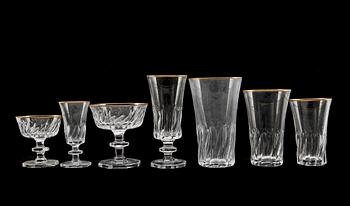 Kosta Boda · GLASSERVIS, 107 delar, "Bergh-kristall", Elis Bergh, Kosta, 1900-talets första hälft.