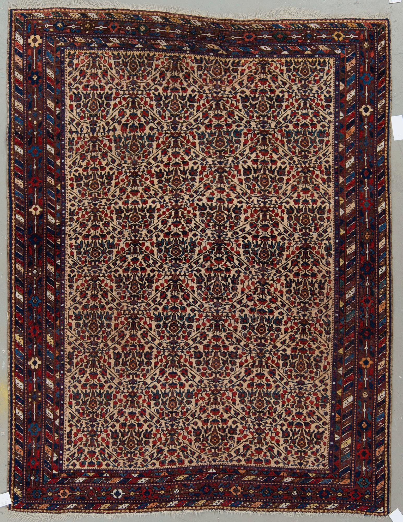 MATTA, möjligen Bidjar, semiantik. Ca 198x149 cm.