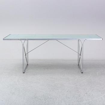 IKEA, "Moment", formgiven av Niels Gammelgaard 1985.