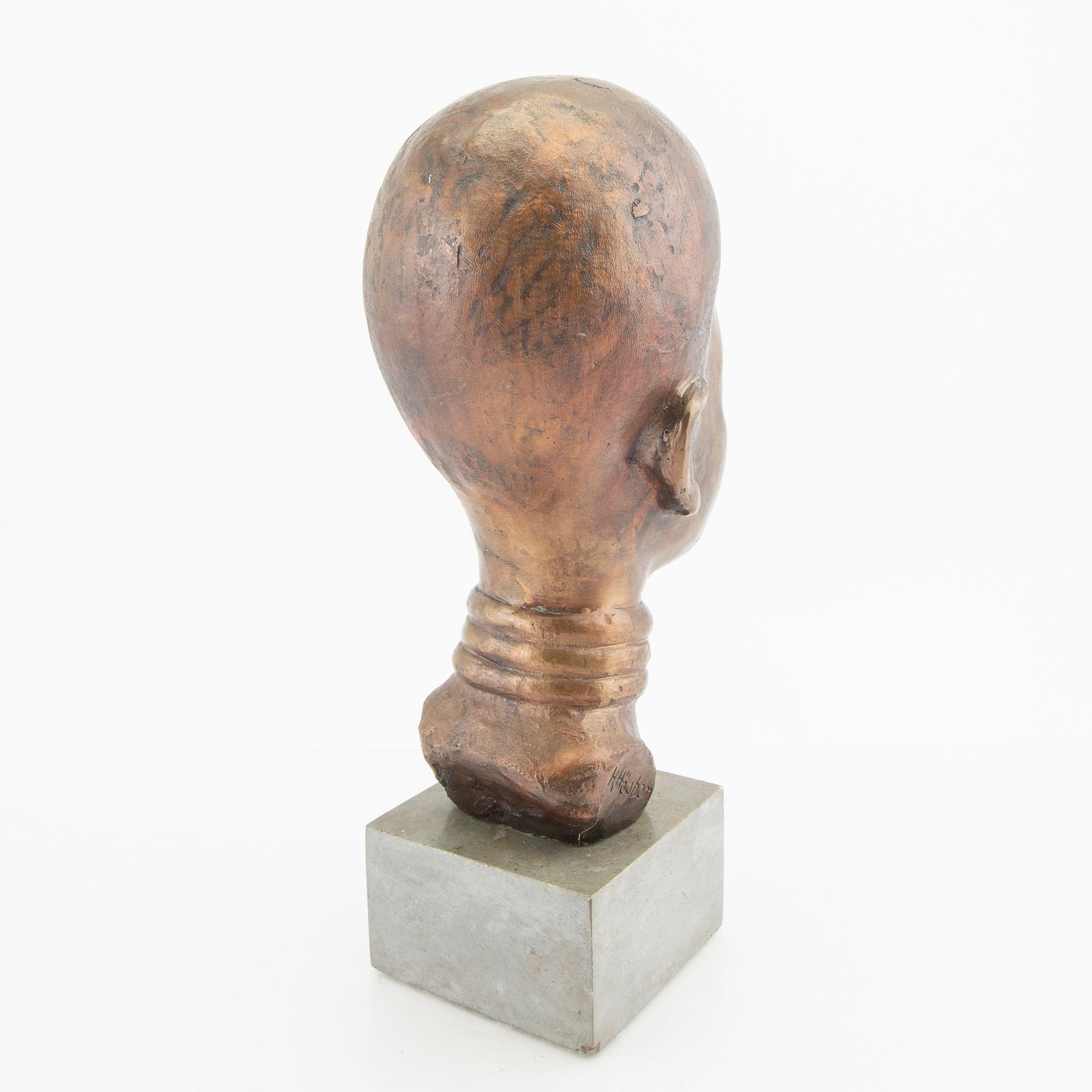 Helge Högbom, skulptur signerad.